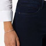 (70-1000) Shakira 5-Pocket Skinny Jean