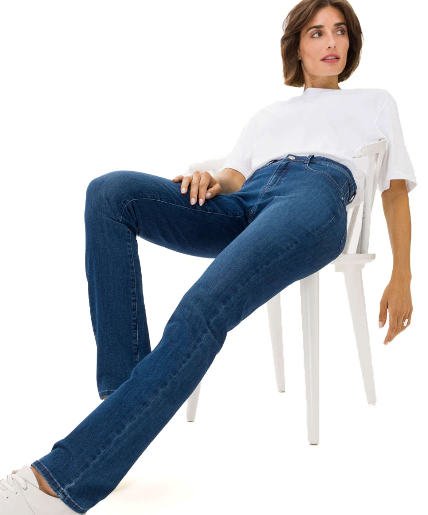 707000-MARY-25_03.jpg