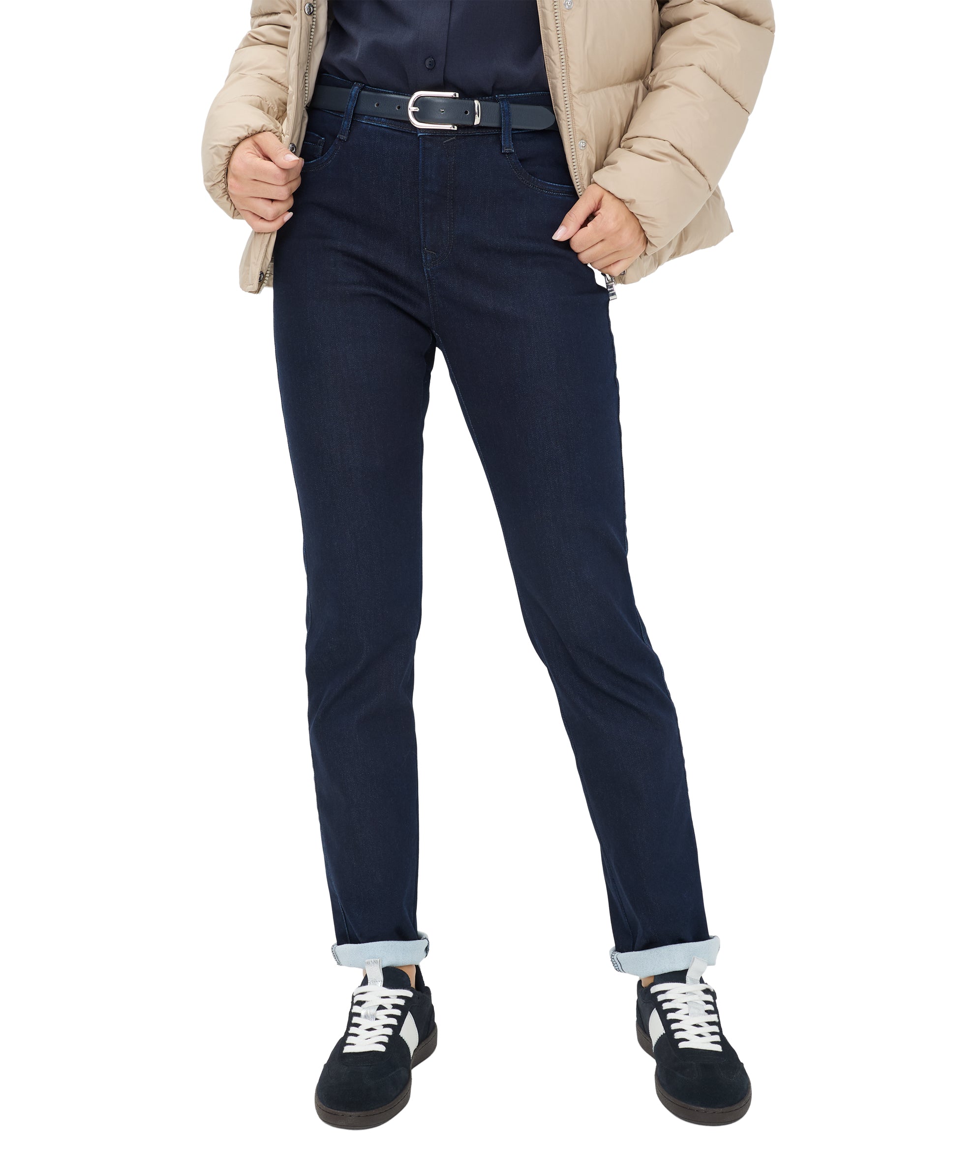 776708-MARY810-22_01.jpg