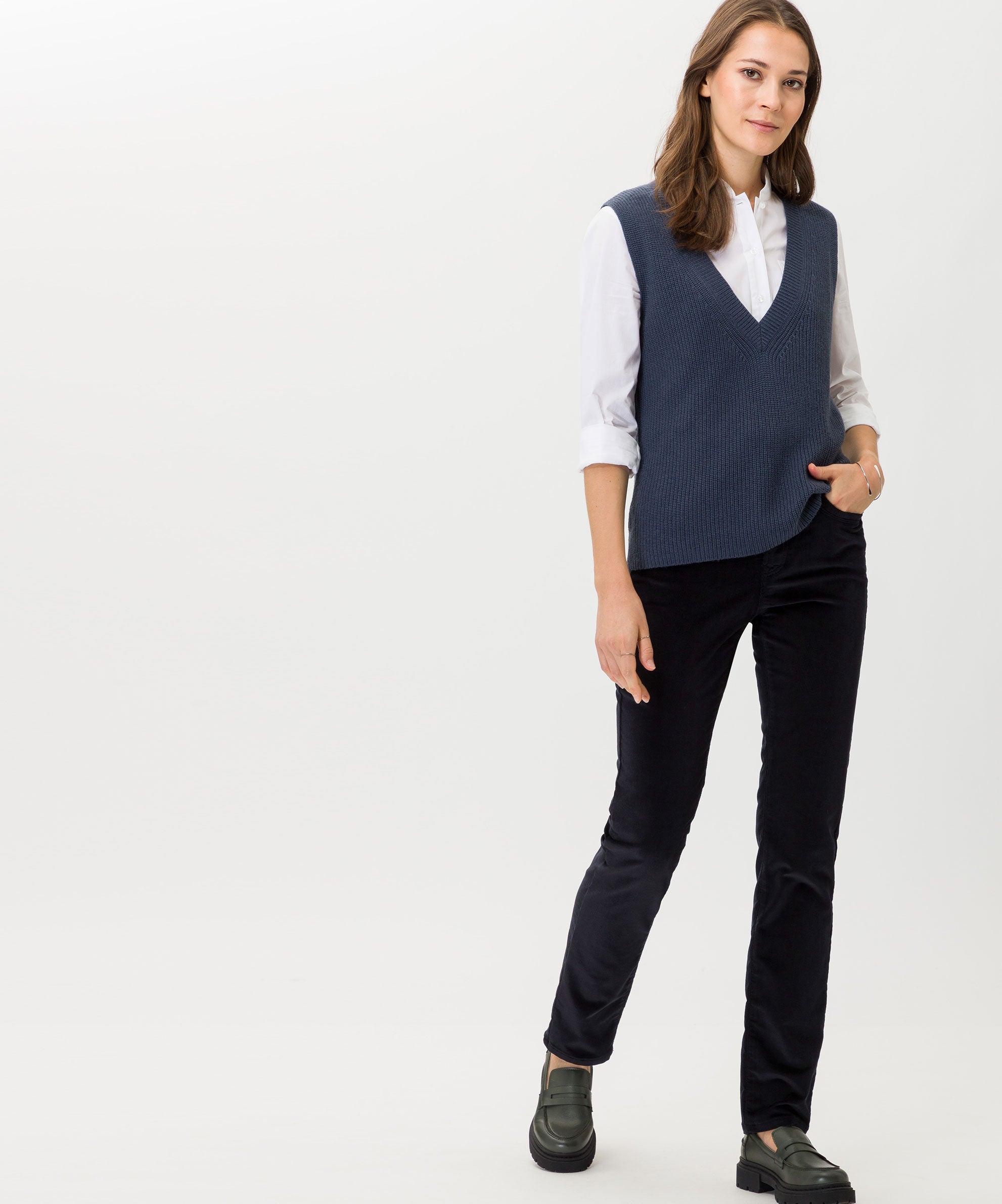 791634-MARY855-22_04.jpg