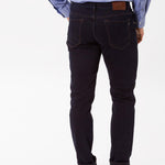806450-CHUCK-22_03.jpg