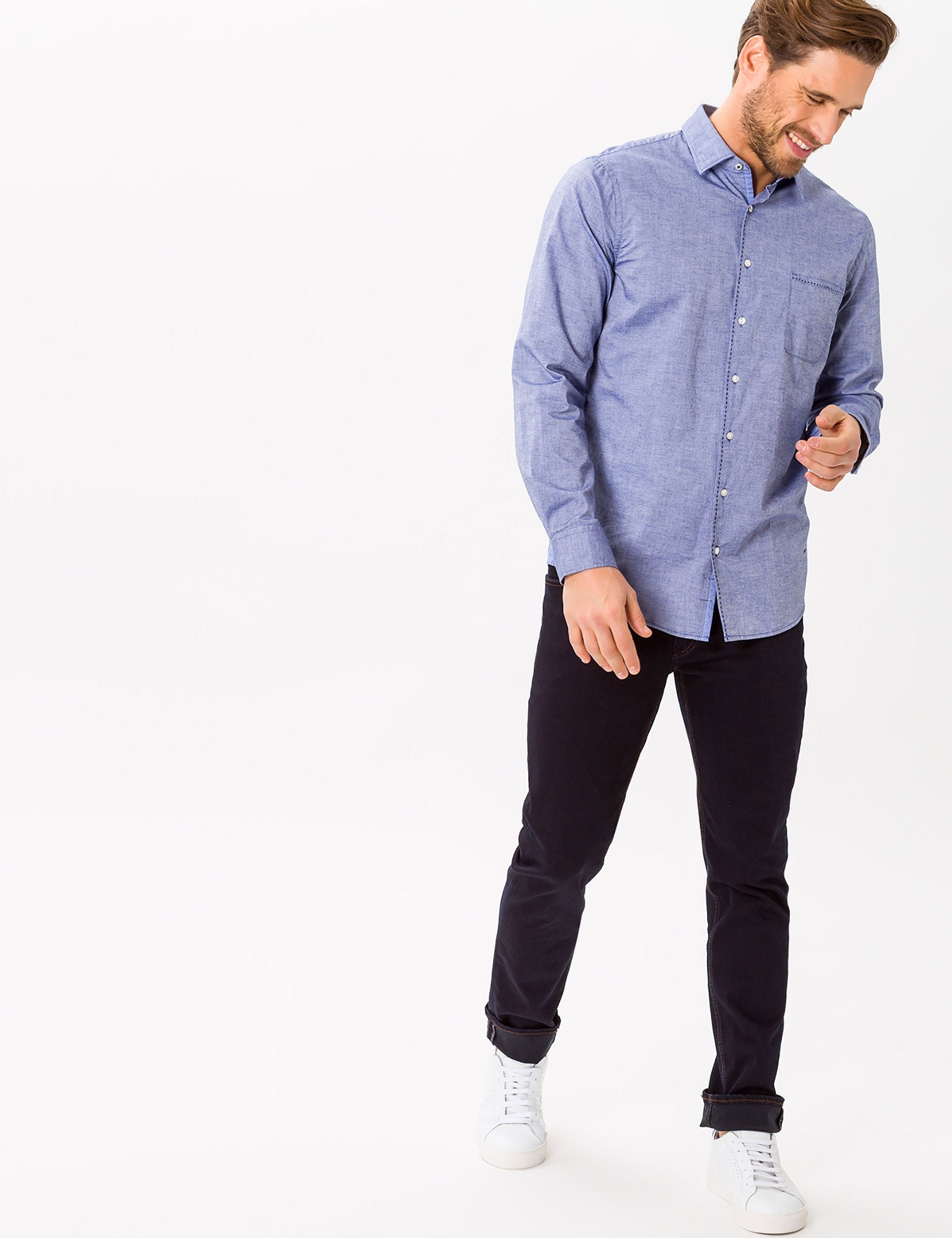 806450-CHUCK-22_04.jpg