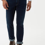 806460-CHUCK-25_03.jpg