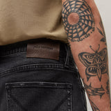 J701 - Regular Fit - Greyson Wash
