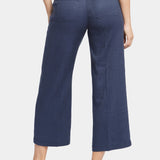 Wide Leg Cropped Cargo Pants