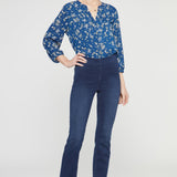 Pull-On Marilyn Straight Jeans