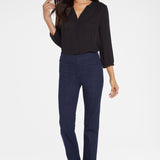 Pull-On Marilyn Straight Jeans