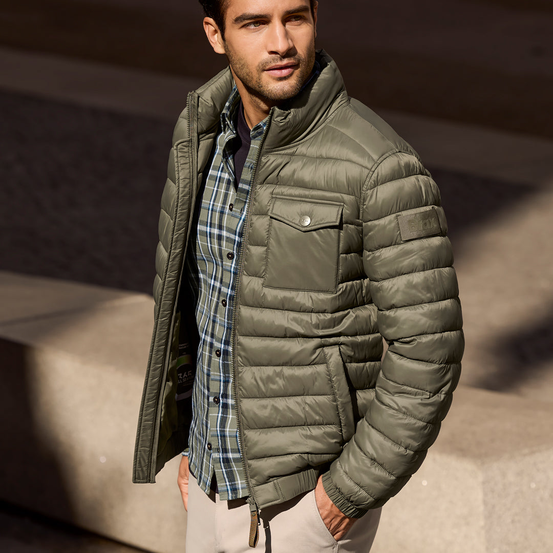 TIMELESS STYLE FOR A NEW SEASON